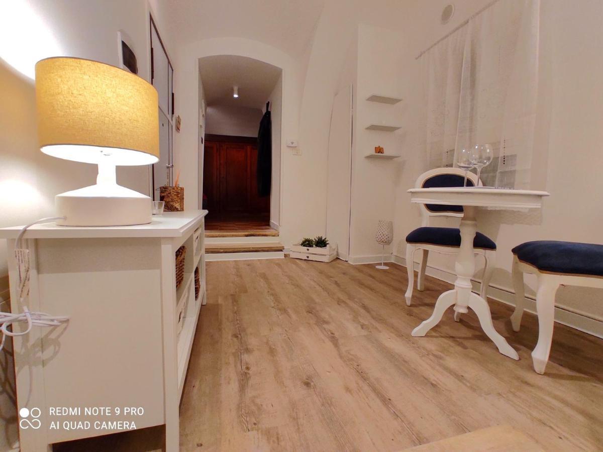 Lunia Home Bari Bagian luar foto